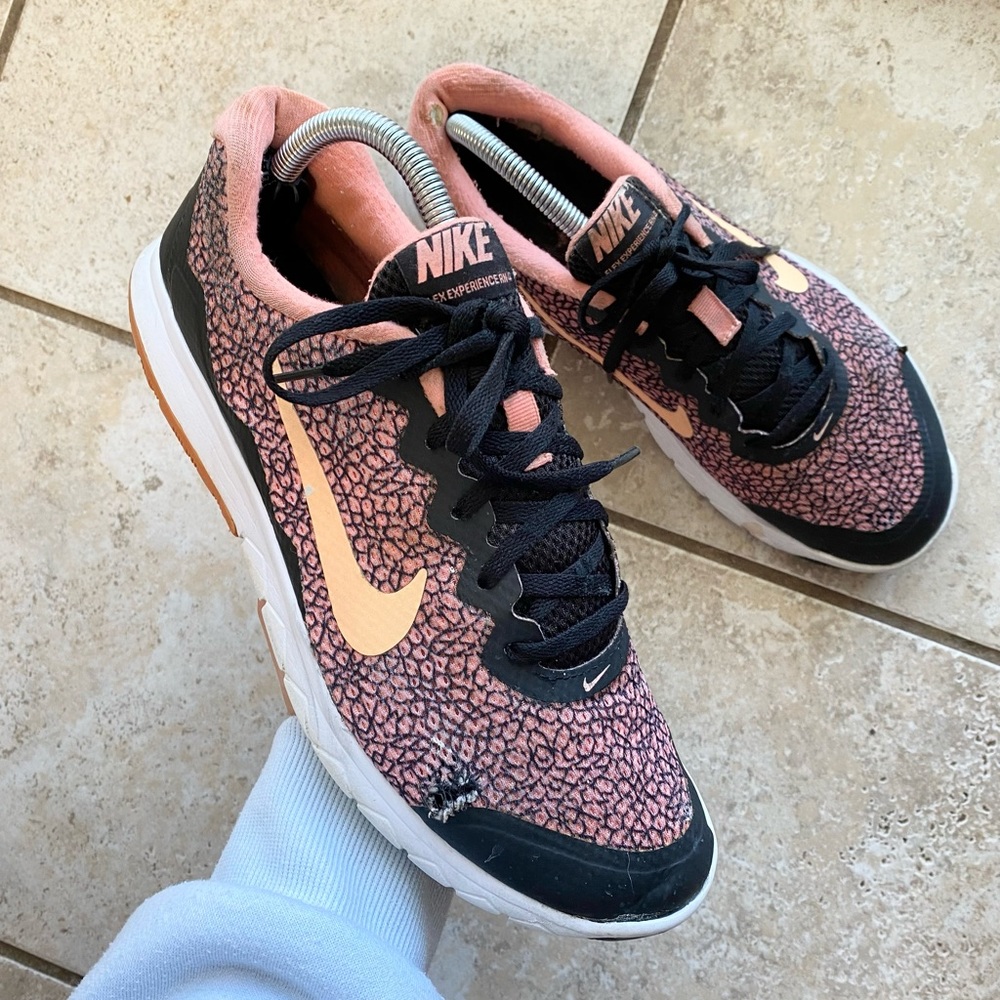 Nike Flex Experience RN 4 Salmon Pink Shoes✨🌷
